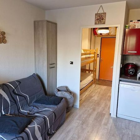 Appartement Au Pied Des Pistes La Joue du Loup Luaran gambar
