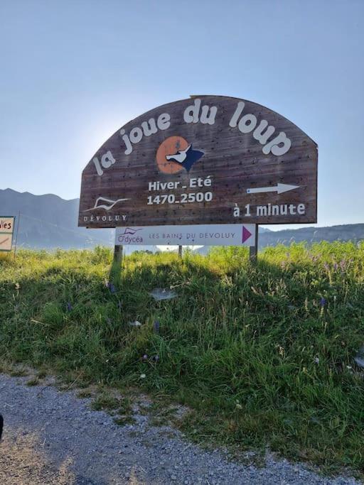 Appartement Au Pied Des Pistes La Joue du Loup Luaran gambar